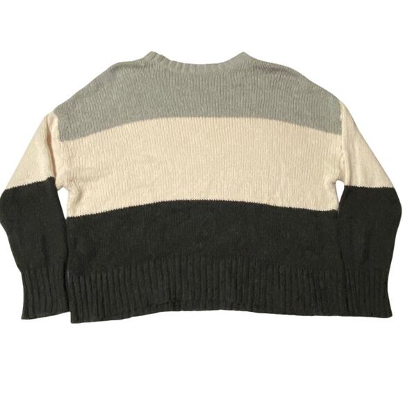 American Eagle Women's Pullover Striped Sweater Size Large Gray Black Oversize - Picture 6 of 8